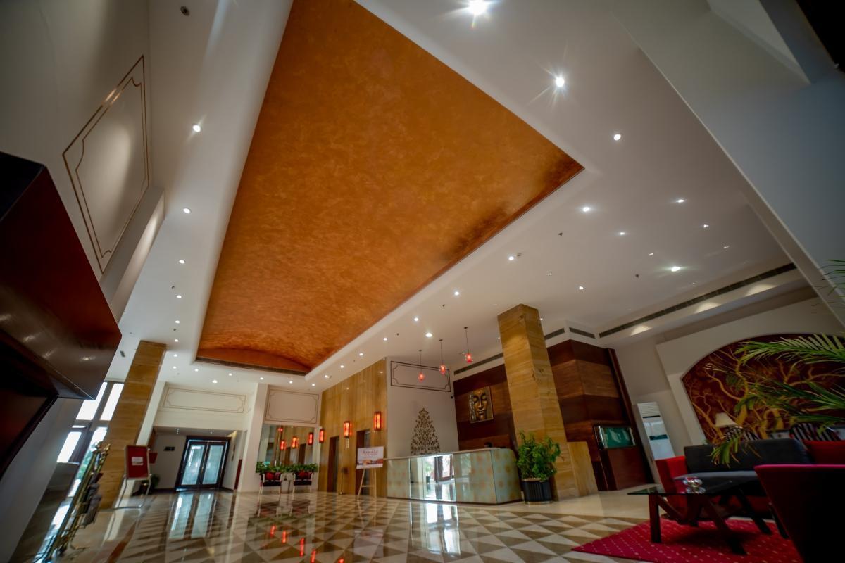 Hotel Ramada By Wyndham Jaipur Jaisinghpura Exterior foto